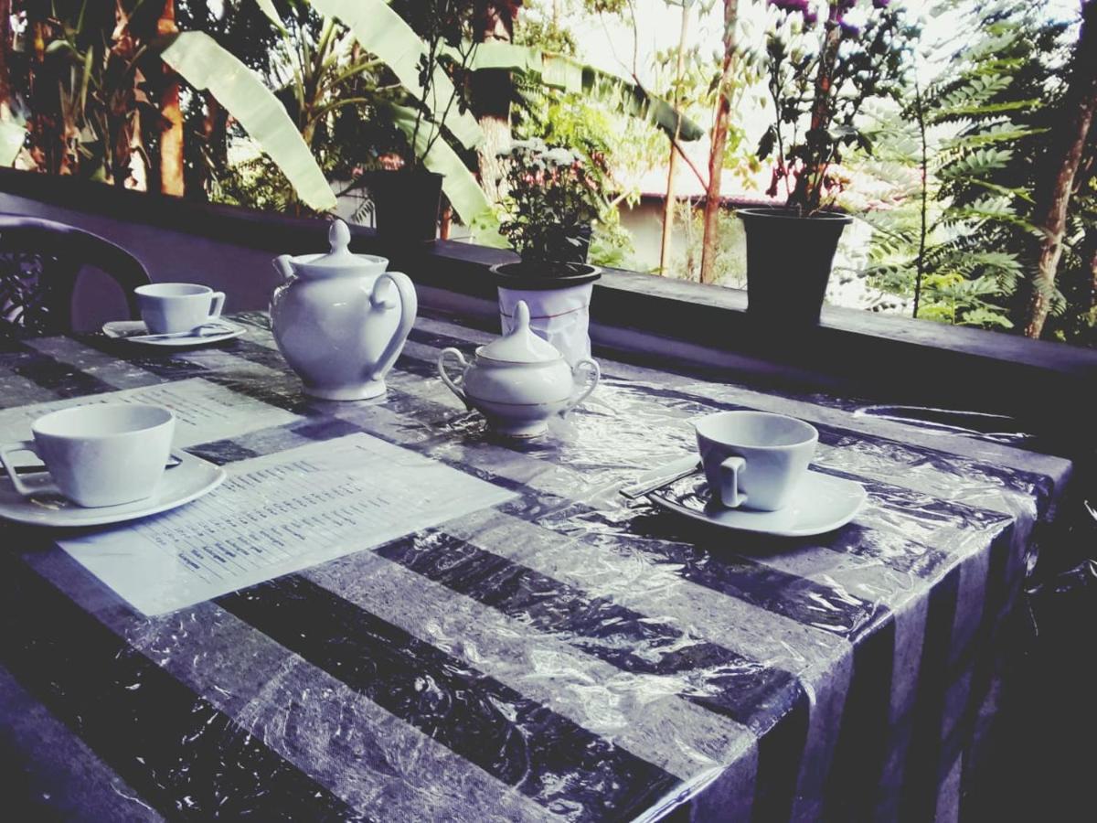 Enthral View Homestay Ella Esterno foto