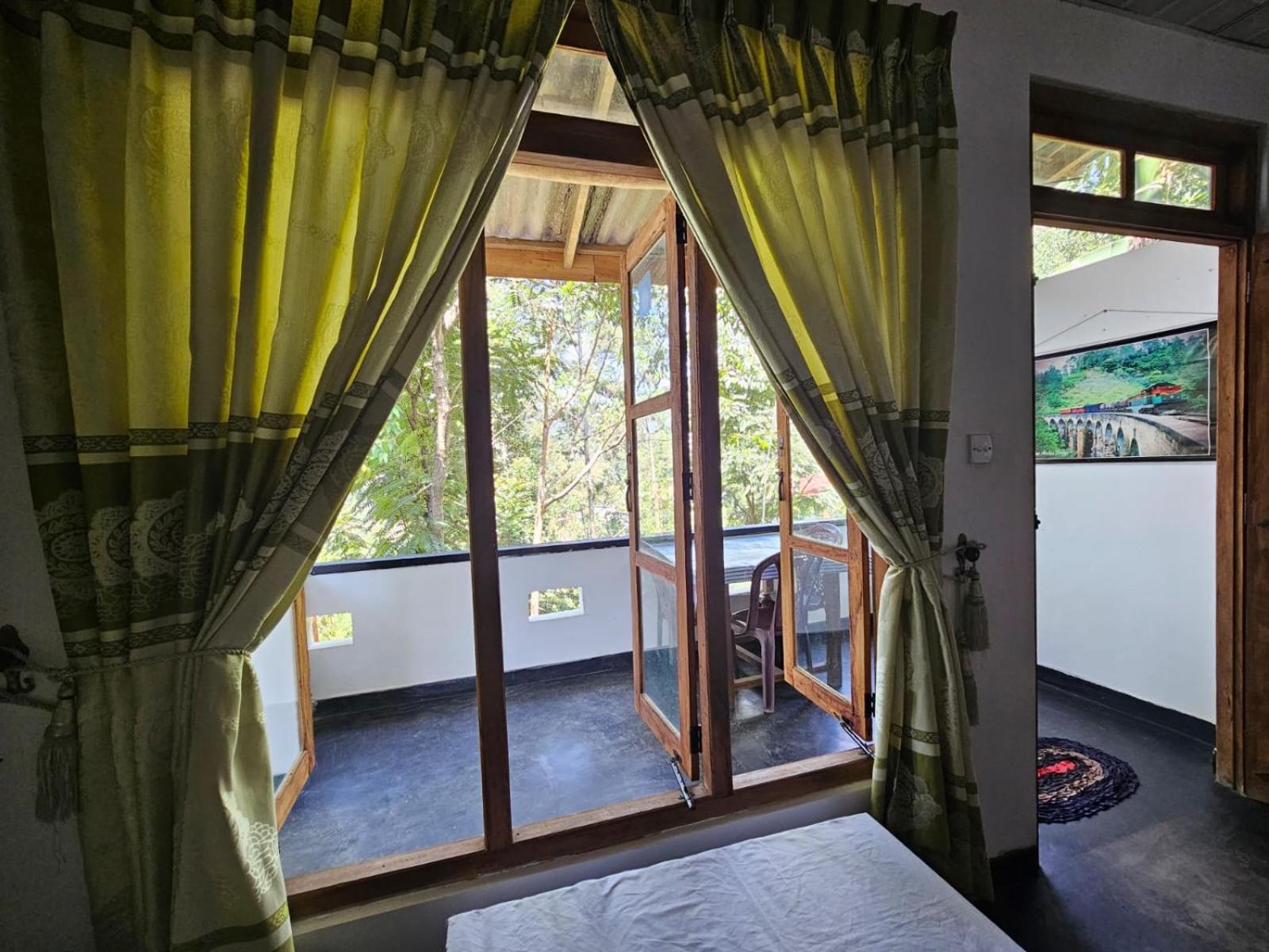 Enthral View Homestay Ella Esterno foto